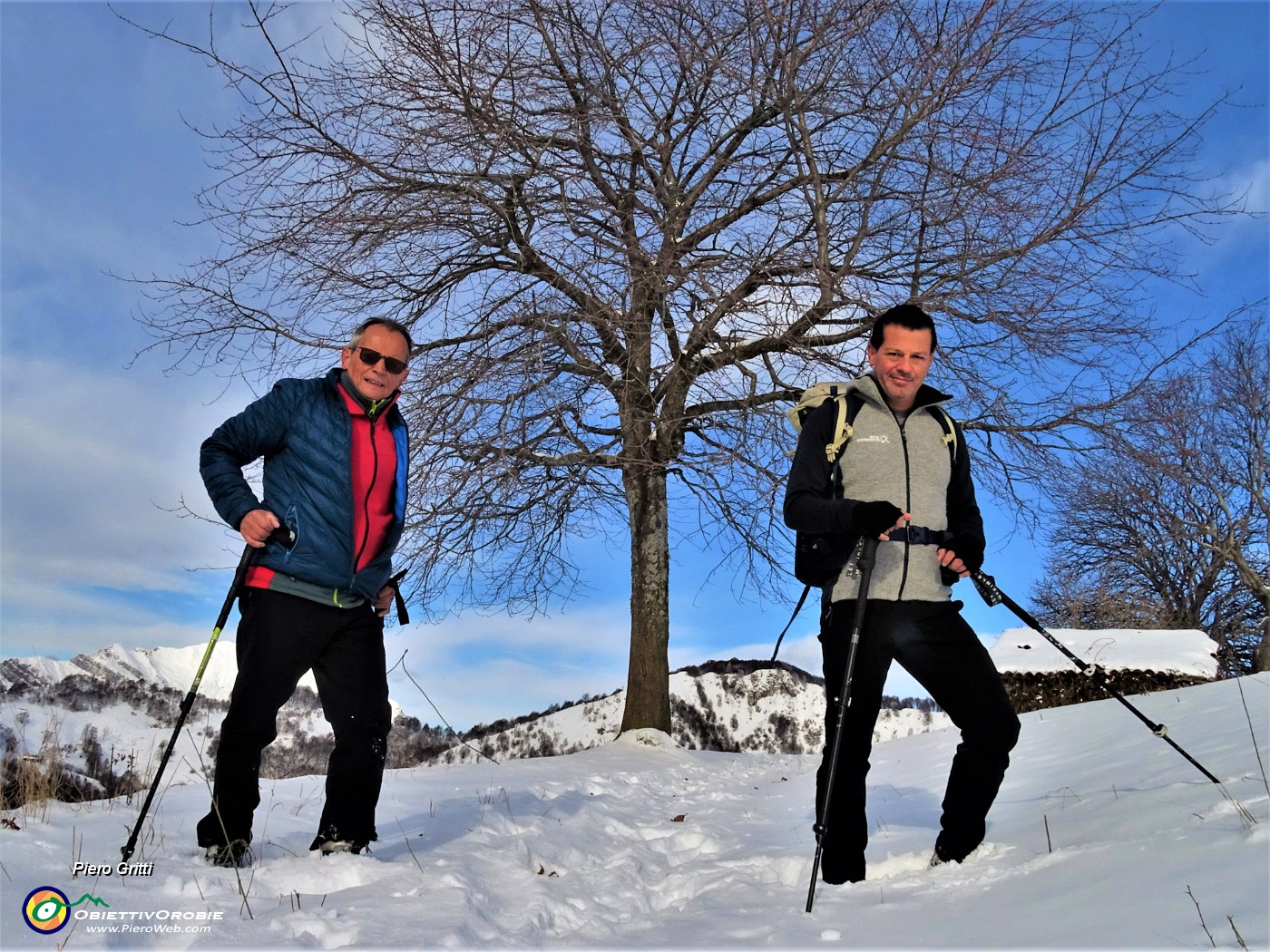 14 Ed ora siamo sui prati innevati di Prato Giugno (1268 m).JPG -                                